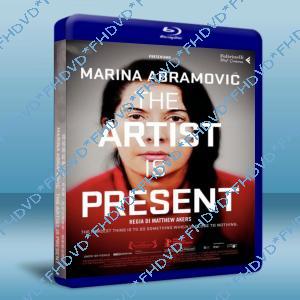 瑪瑞娜·阿布拉莫維奇:藝術家在場/凝視瑪莉娜 Marina Abramović: The Artist Is Present